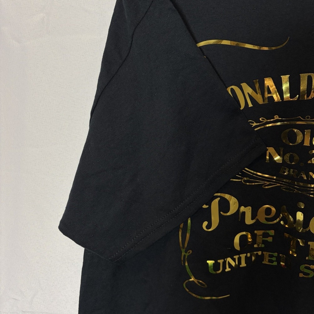Donald Trump Old 45 Shiny Gold Bling Graphic Streetwear Jack Daniels  T Shirt XL - Picture 3 of 6